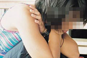 ลวงทำเสน่ห์ขยี้สาว18