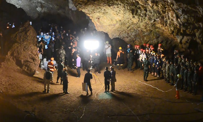 ไม่หยุดค้นหา 13 ชีวิตในถ้ำหลวง เพิ่มหน่วยซีล 2 ชุดปฏิบัติการทั้งคืน