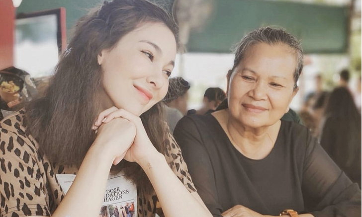 "โบว์ เบญจวรรณ" เคียงข้างดูแลคุณแม่ที่ล้มป่วย ภาวนาบุญกุศลทั้งหมดยกให้แม่