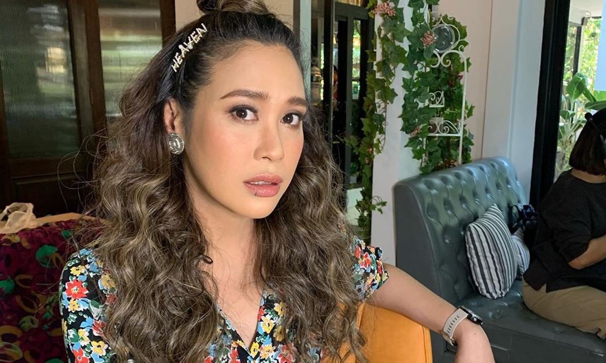 ล้วงลึกชีวิต "ทราย เจริญปุระ" วันที่ไม่มีคุณแม่อยู่ข้างกาย สุดทนต้องฟ้องคนด่าแม่