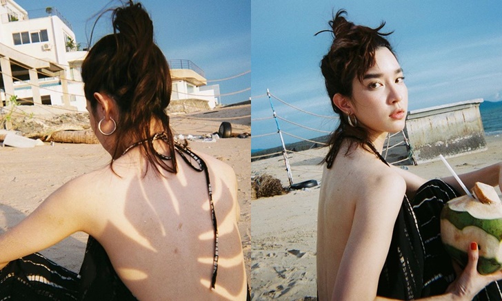 "โม มนชนก" โชว์แผ่นหลังขาวเนียน เช็คอินเที่ยวทะเลพัทยา