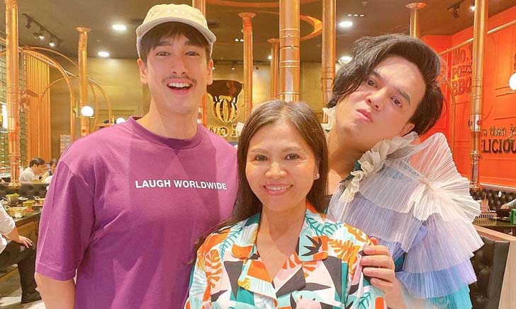 "เอ ศุภชัย" ร่วมเฟรม "ณเดชน์-แม่แก้ว" แอบแต่งรูปจนเกิดแฮชแท็กฮาๆ อีกแล้ว