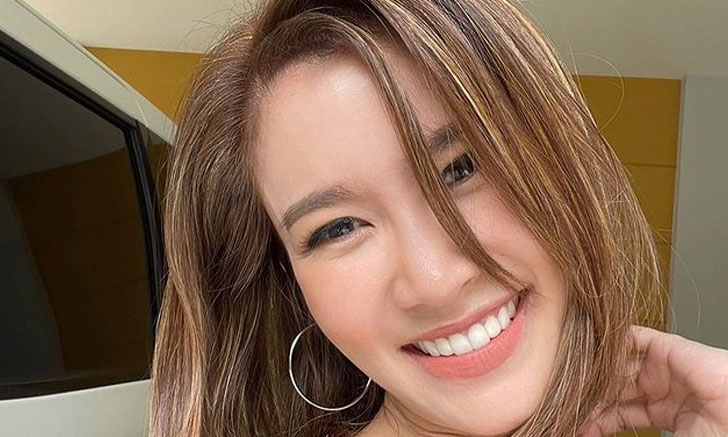 "ไบรท์" โพสต์รูปกับรถป้ายแดง แต่ทำ "โต๋ ศักดิ์สิทธิ์" โฟกัสผิดจุด