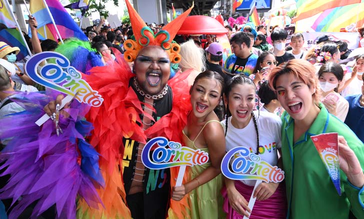 "หมอเจี๊ยบ-ซิลวี่" ร่วมงาน บางกอกไพรด์ 2023 สนับสนุนความเท่าเทียมเพราะรักไม่มีข้อจำกัด