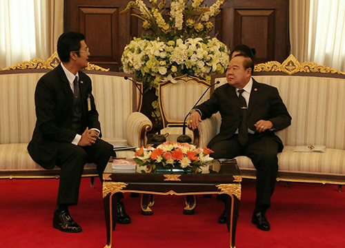 มูลนิธิพัฒนามนุษย์นานาชาติโฟกัสเข้าพบประวิตร