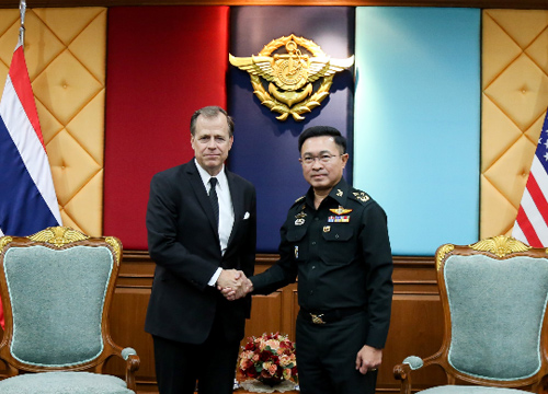 ผบ.สส.ต้อนรับทูตUSAหารือความร่วมมือทางทหาร