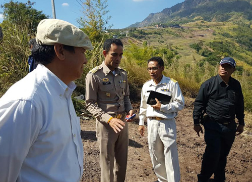 กองขยะข้างวัดดังบนเขาค้อถูกเคลียร์หมดแล้ว