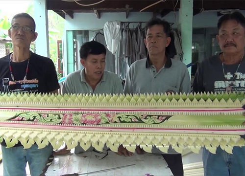 อ่างทองพบภูมิปัญญาท้องถิ่นช่างแทงหยวกโบราณ