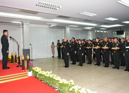 ผบ.ทบ.อวยพรปีใหม่กอ.รมน.ตั้งใจทำงานแทนคุณแผ่นดิน