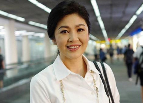 ยิ่งลักษณ์FBภาพขณะเดินทางไปอุดรธานี