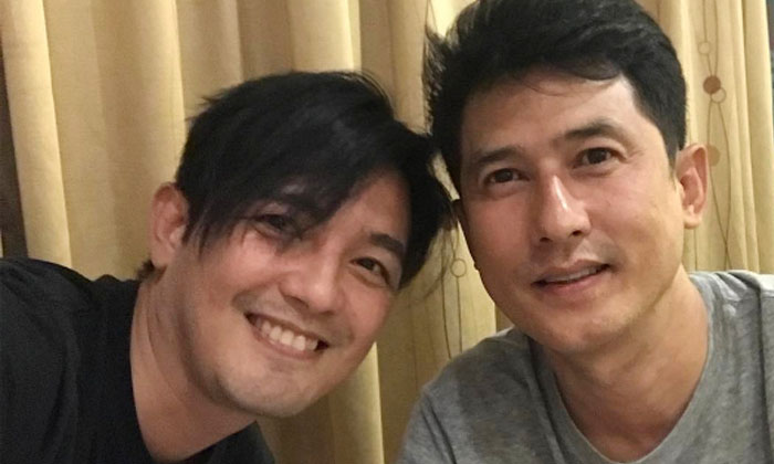 หนุ่ม ศรราม ย้อนวันวานแชะภาพกับ โชคชัย เจริญสุข มาฝาก