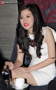 ใบเฟิร์น พิมพ์ชนก