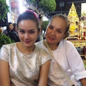 ญาญ่าญิ๋ง โพธิ์งาม