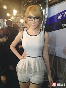 นิกกี้ พริตตี้เงินล้าน บูบู้