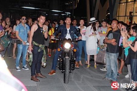 เวียร์ ศุกลวัฒน์ คณารศ