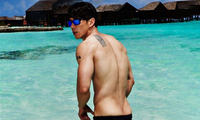 สั่นไปทั้งร่าง กำปั้น บาซู โชว์กล้าม โชว์ก้น แน่นไปหมดทั้งตัว