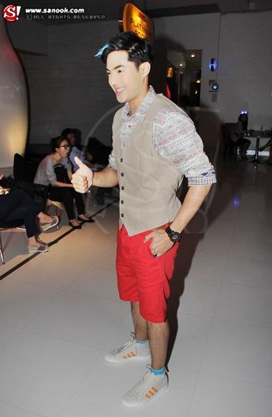 คลิกชมภาพต่อไป คลิกชมภาพต่อไป