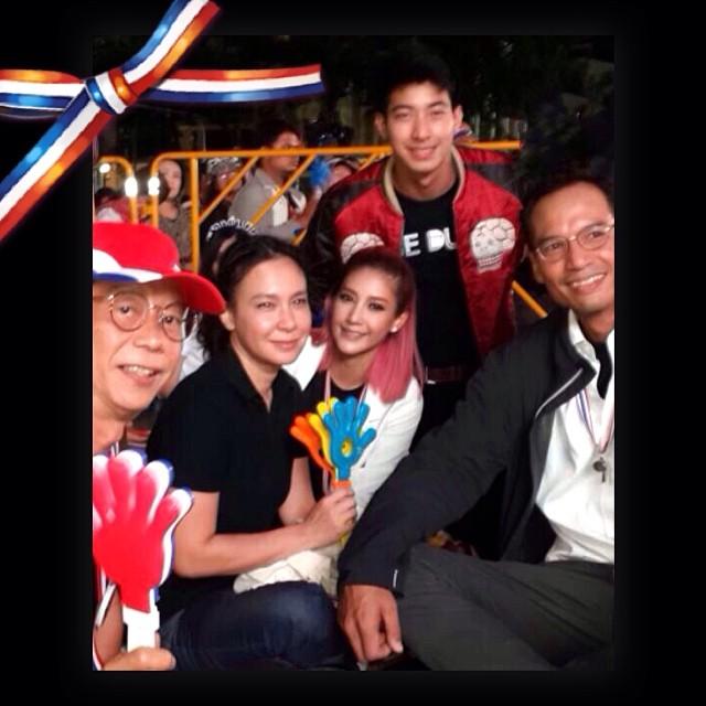 คลิกชมภาพต่อไป คลิกชมภาพต่อไป