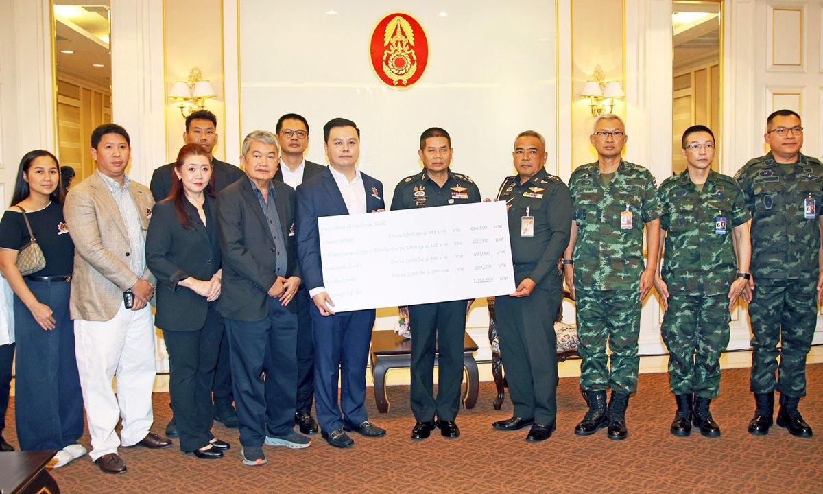 สมาคมกีฬาโป๊กเกอร์ไทย มอบสิ่งของสนับสนุน “กองทัพบก” มูลค่ากว่า 1.7 ล้านบาท